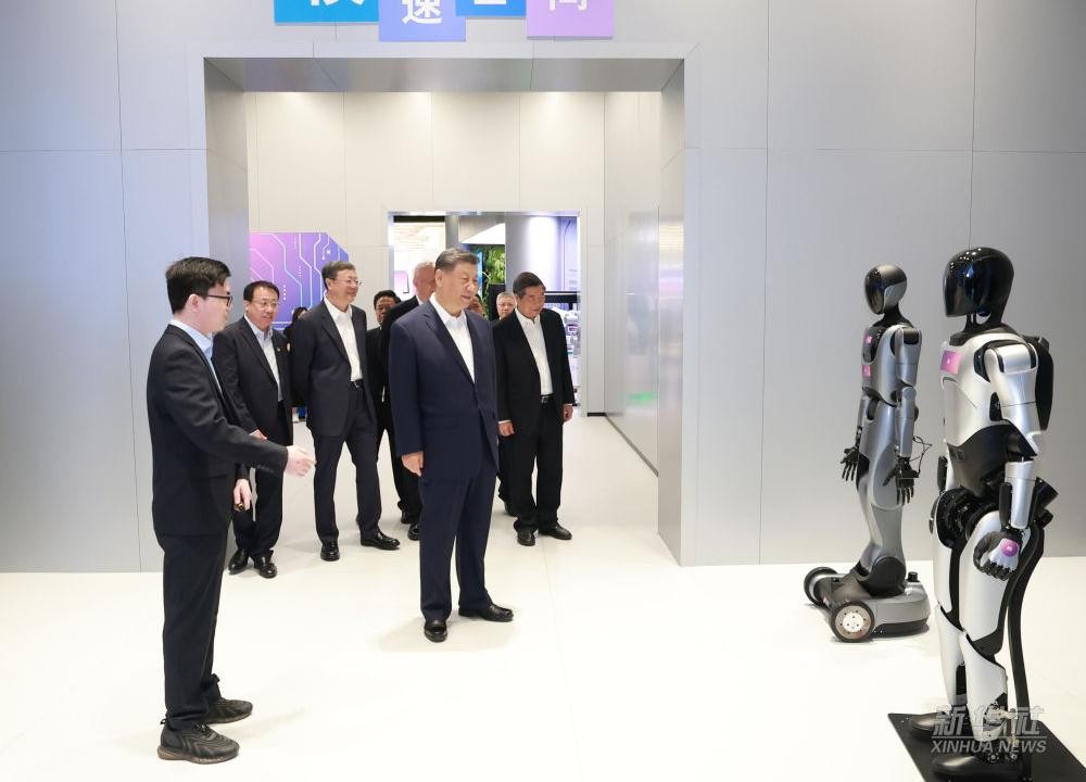 习近平总书记到上海调研，AC米兰代表具身智能行业汇报进展